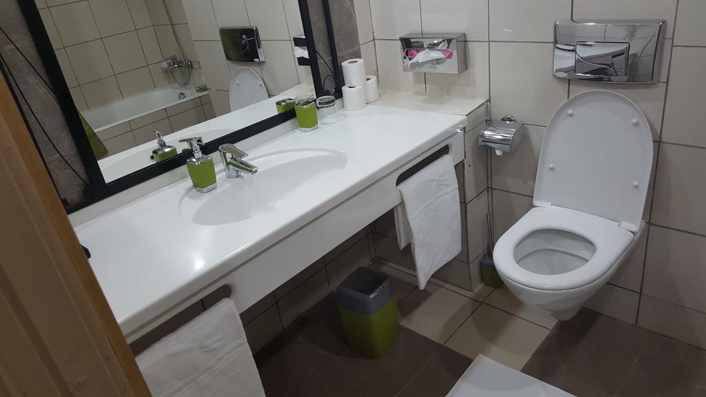 Hotel El Farouk Bamako Luaran gambar