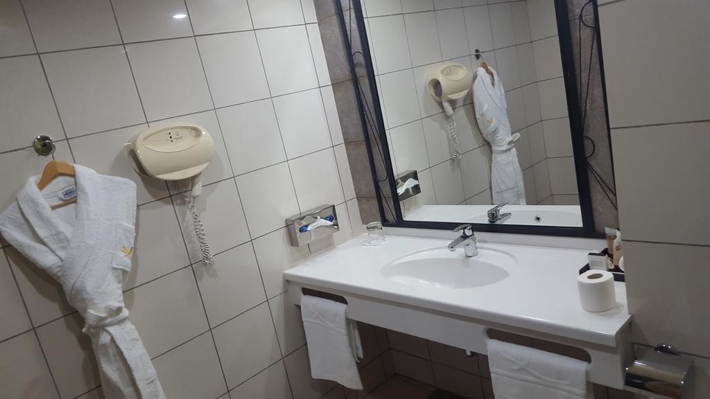 Hotel El Farouk Bamako Luaran gambar